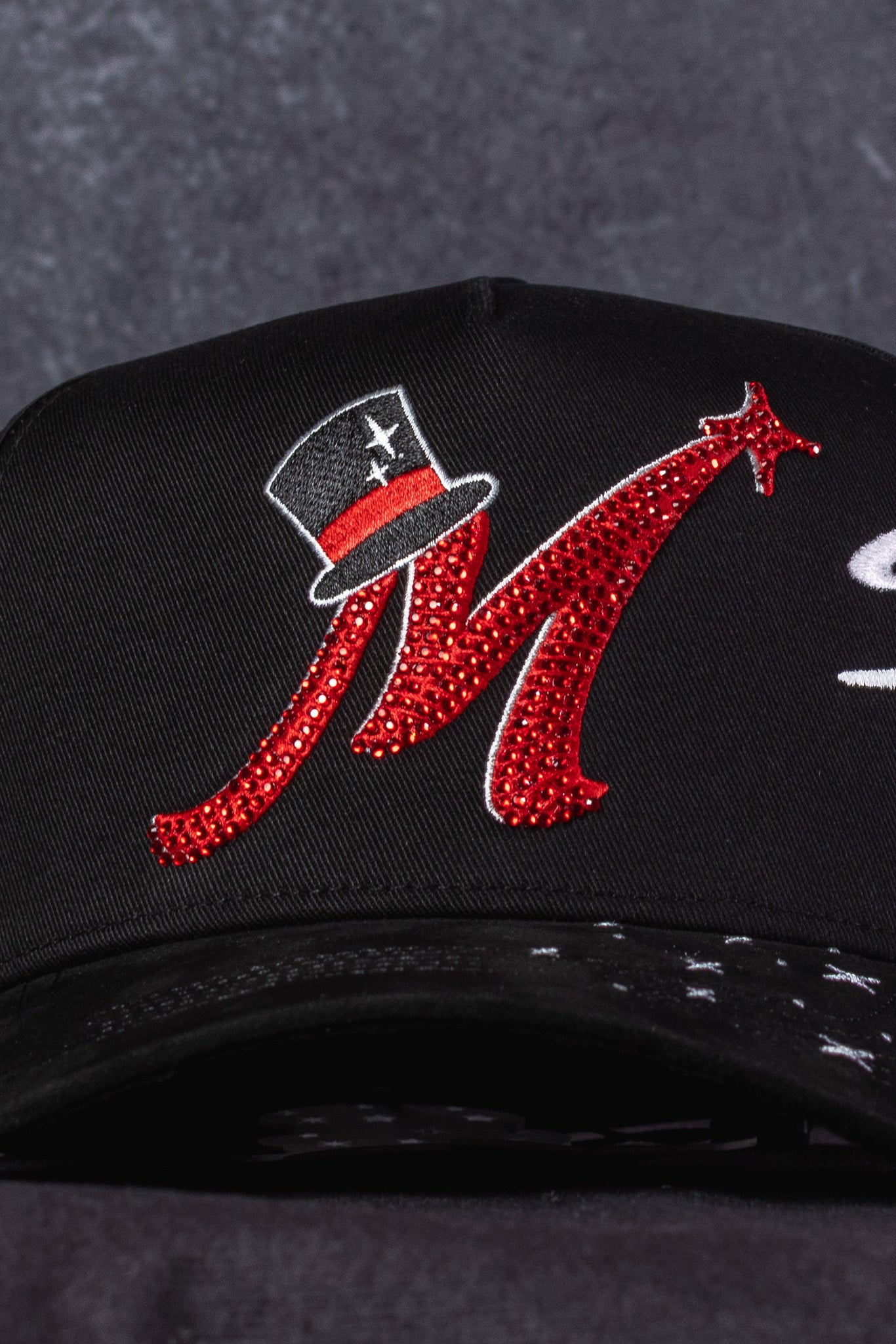 31 HATS ‘ El Mago ´ Red