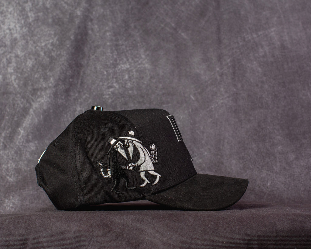 DREAMER HATS TRUST NOBODY