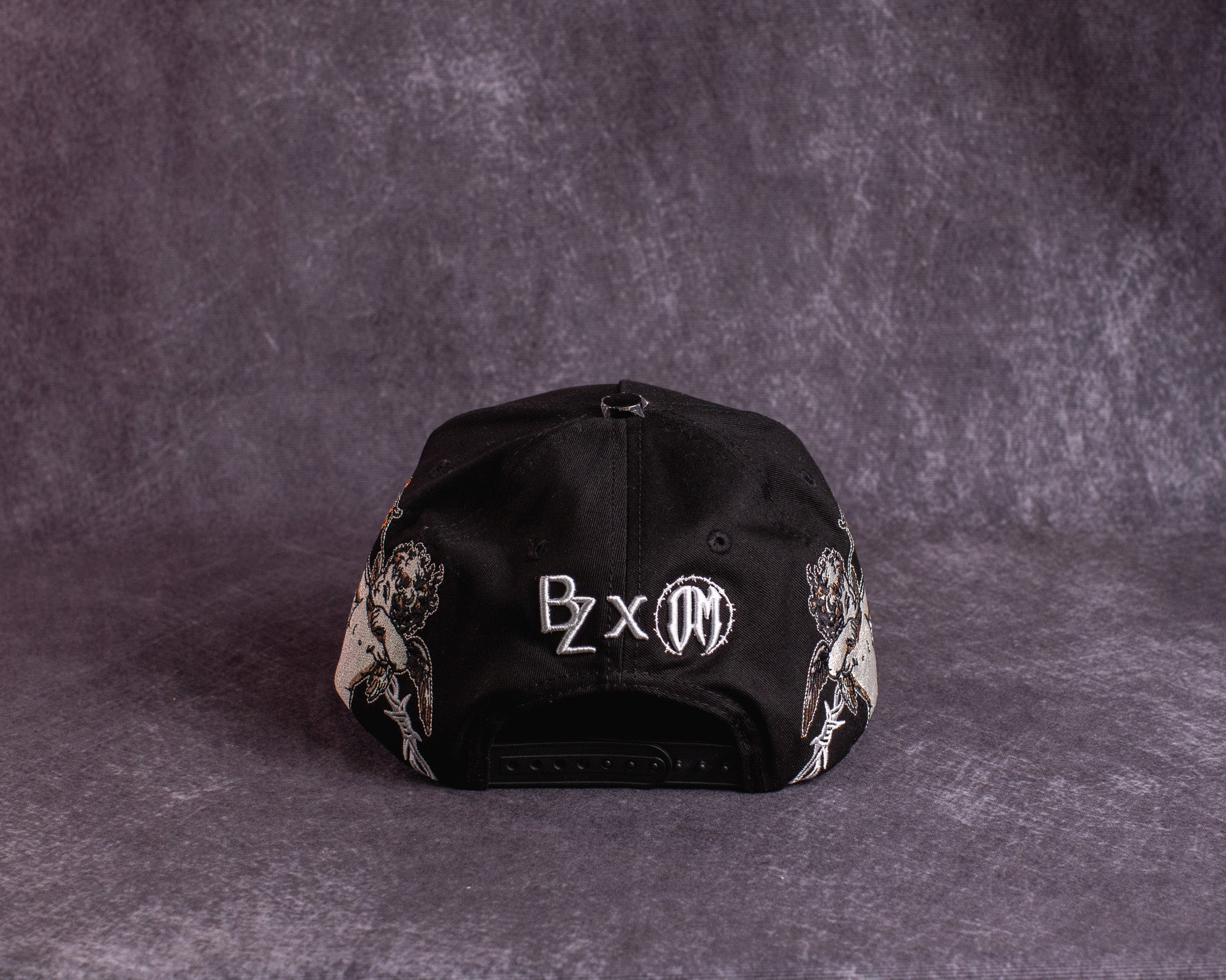 Baez X Oscar Maydon Quien Me Cuida No Duerme Cap