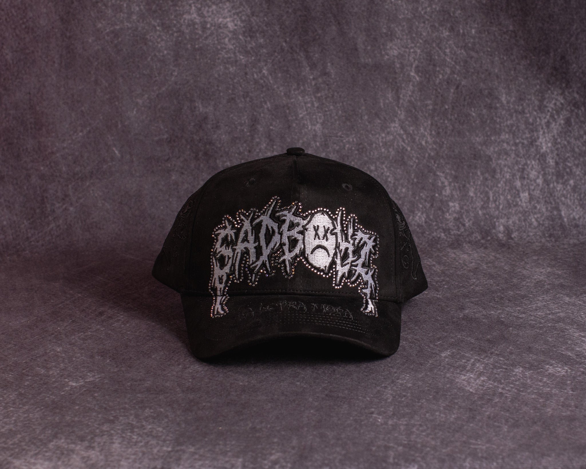 SAD BOYZ LA LETRA MUDA HAT