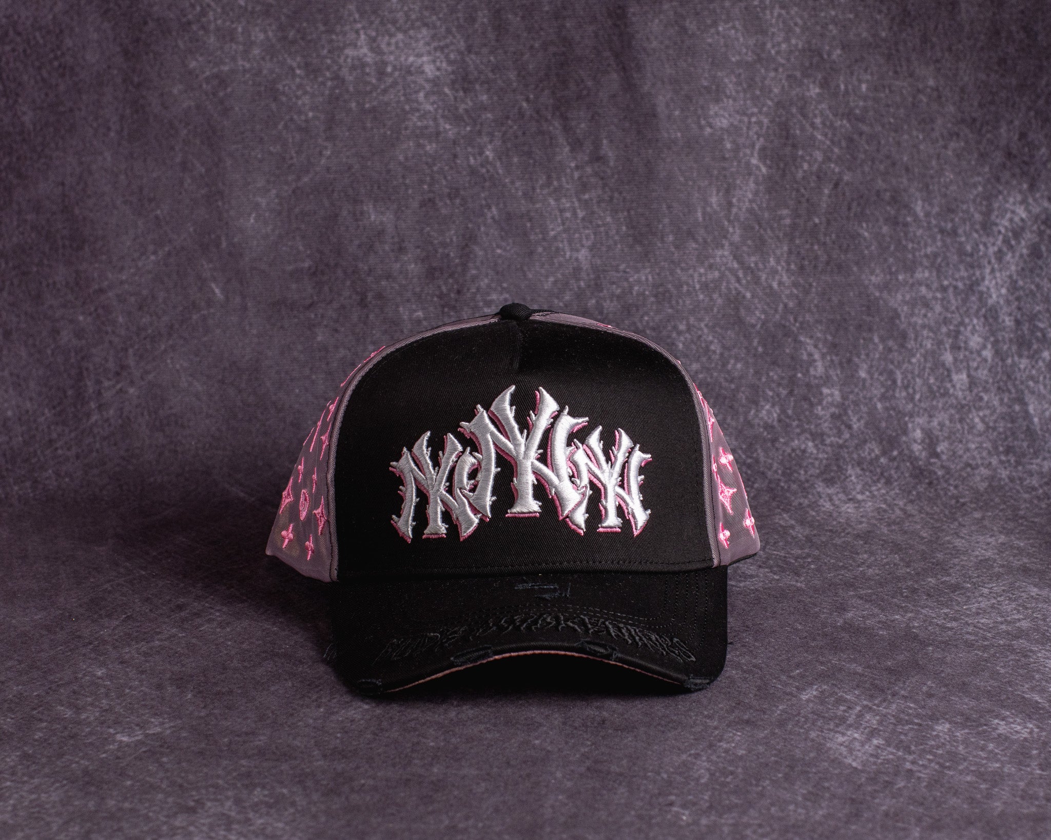 RUDE AWAKENINGS NYNYNY THORNS PINK