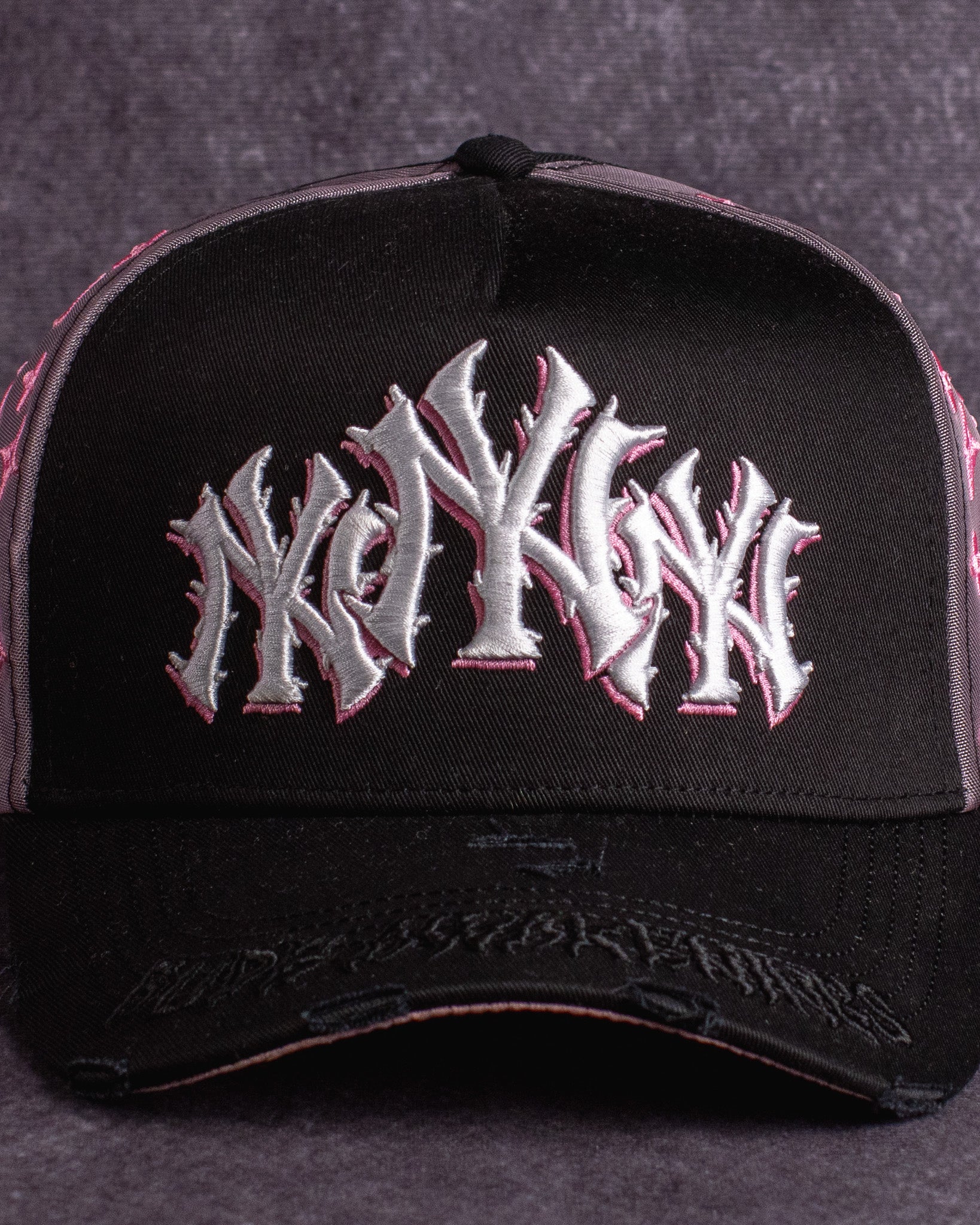 RUDE AWAKENINGS NYNYNY THORNS PINK