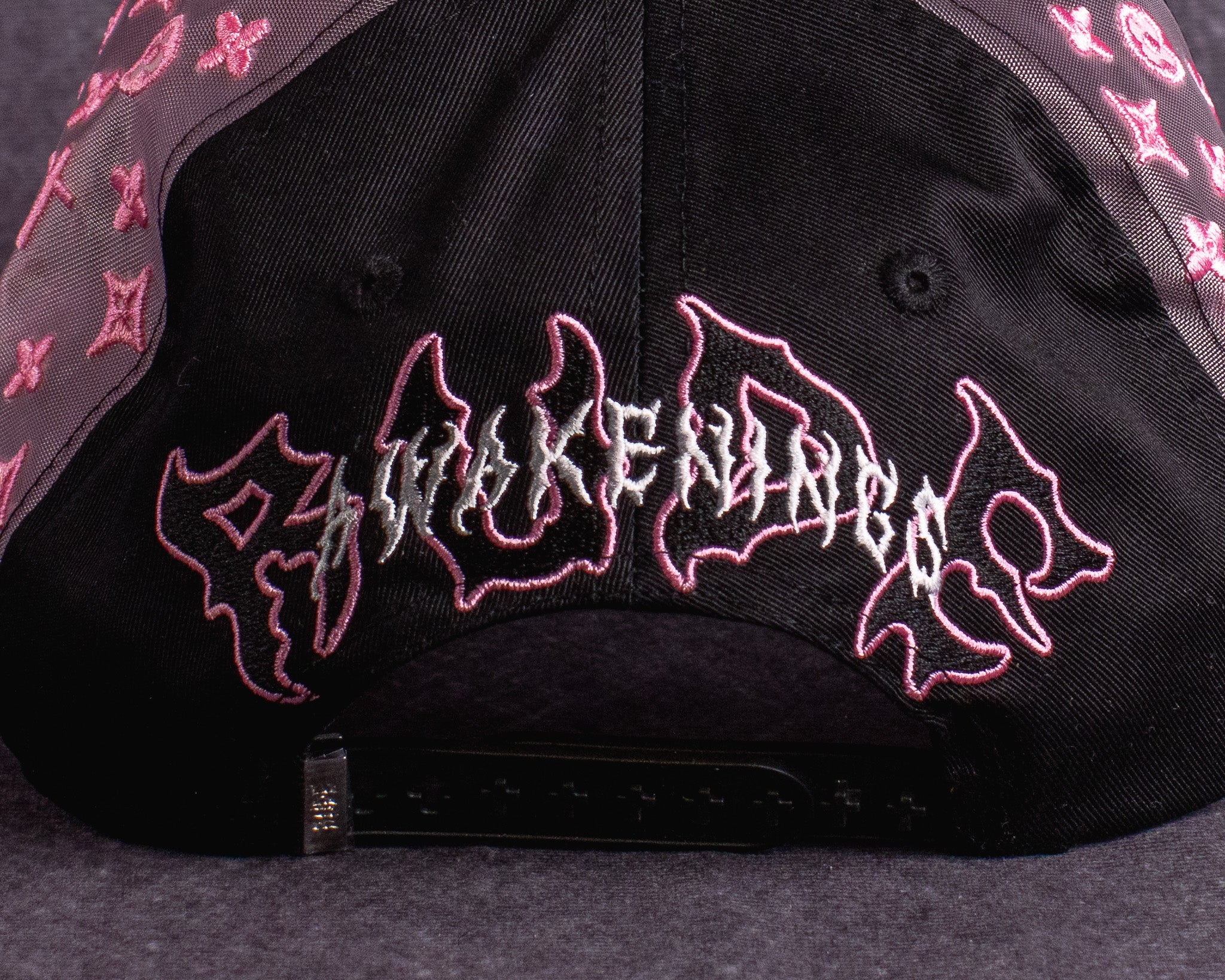 RUDE AWAKENINGS NYNYNY THORNS PINK