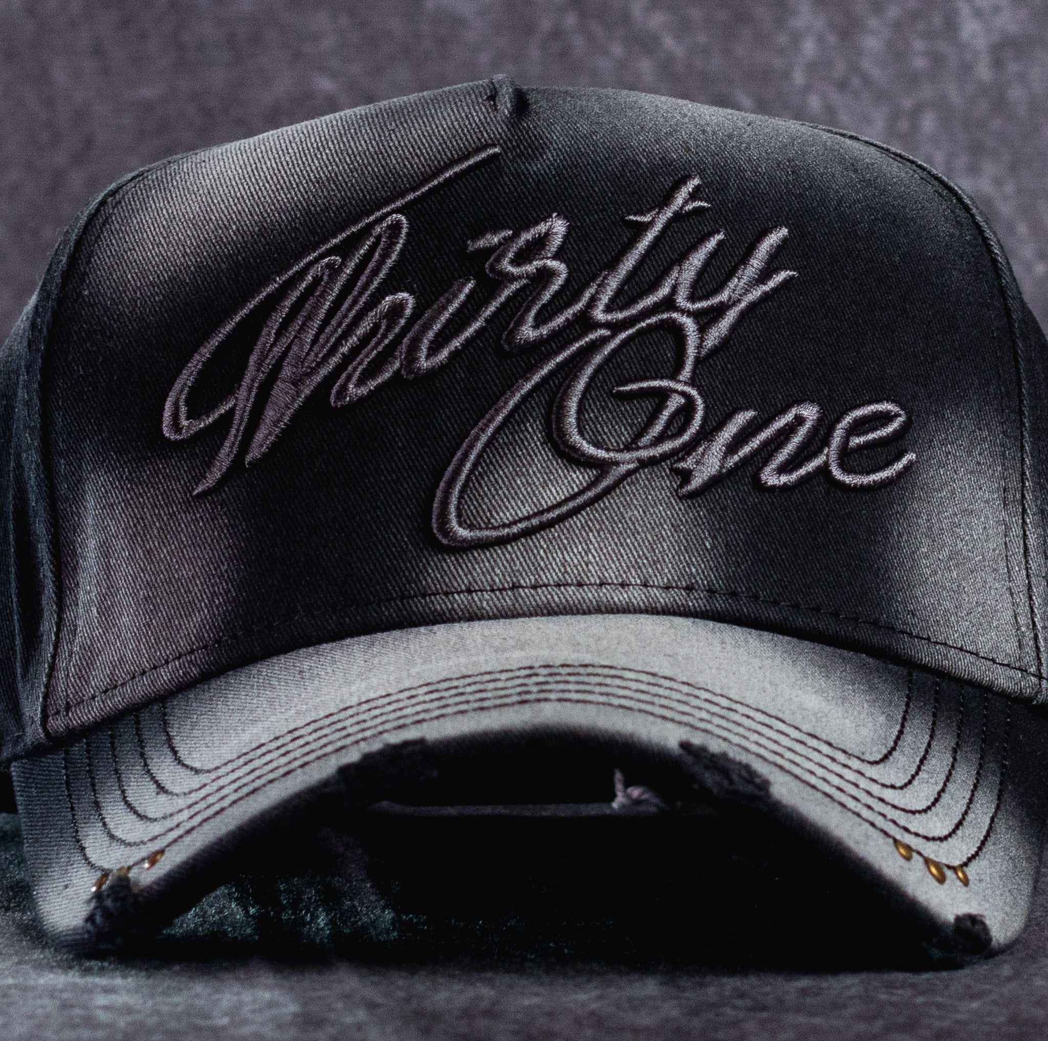 31 Hats ‘ Fade to Black ‘