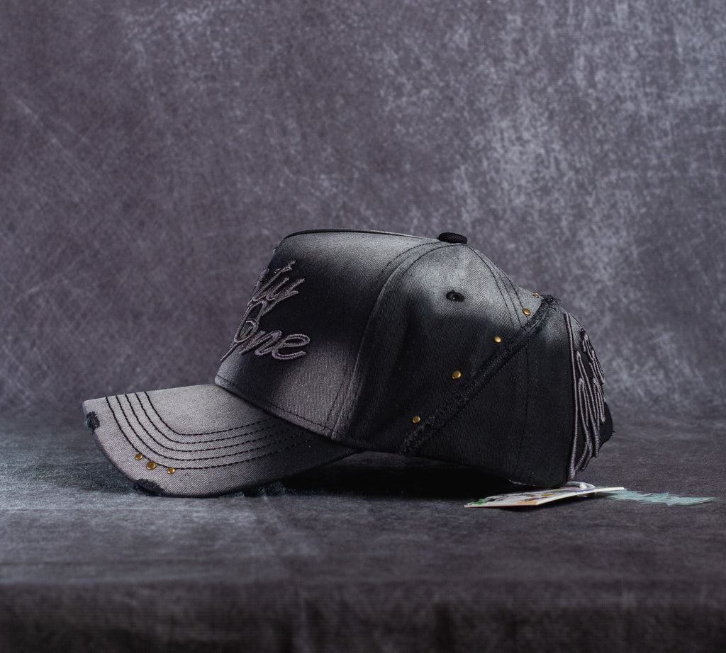 31 Hats ‘ Fade to Black ‘