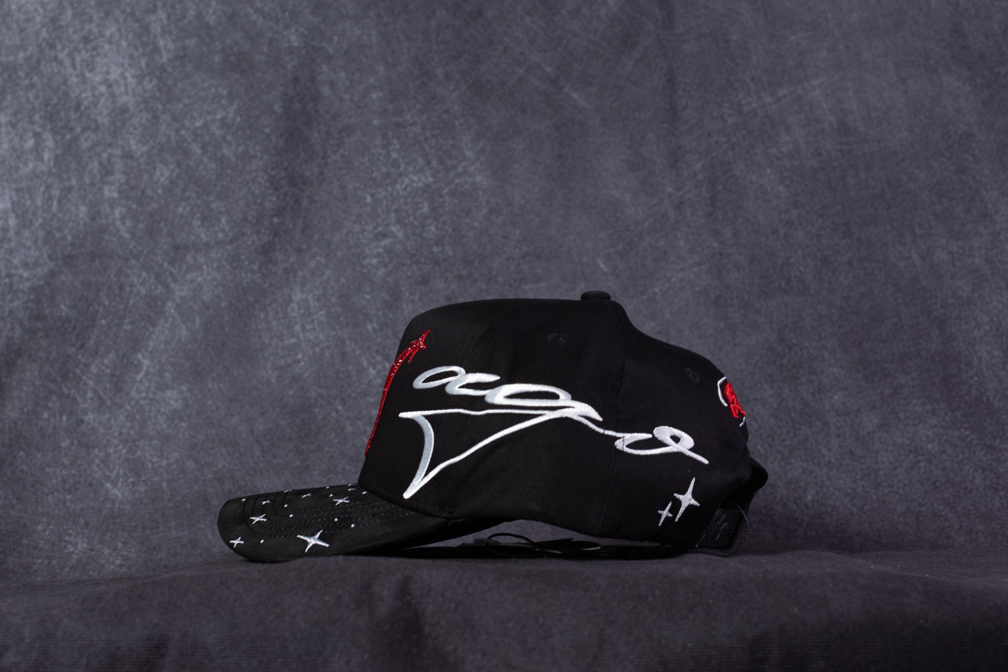 31 HATS ‘ El Mago ´ Red