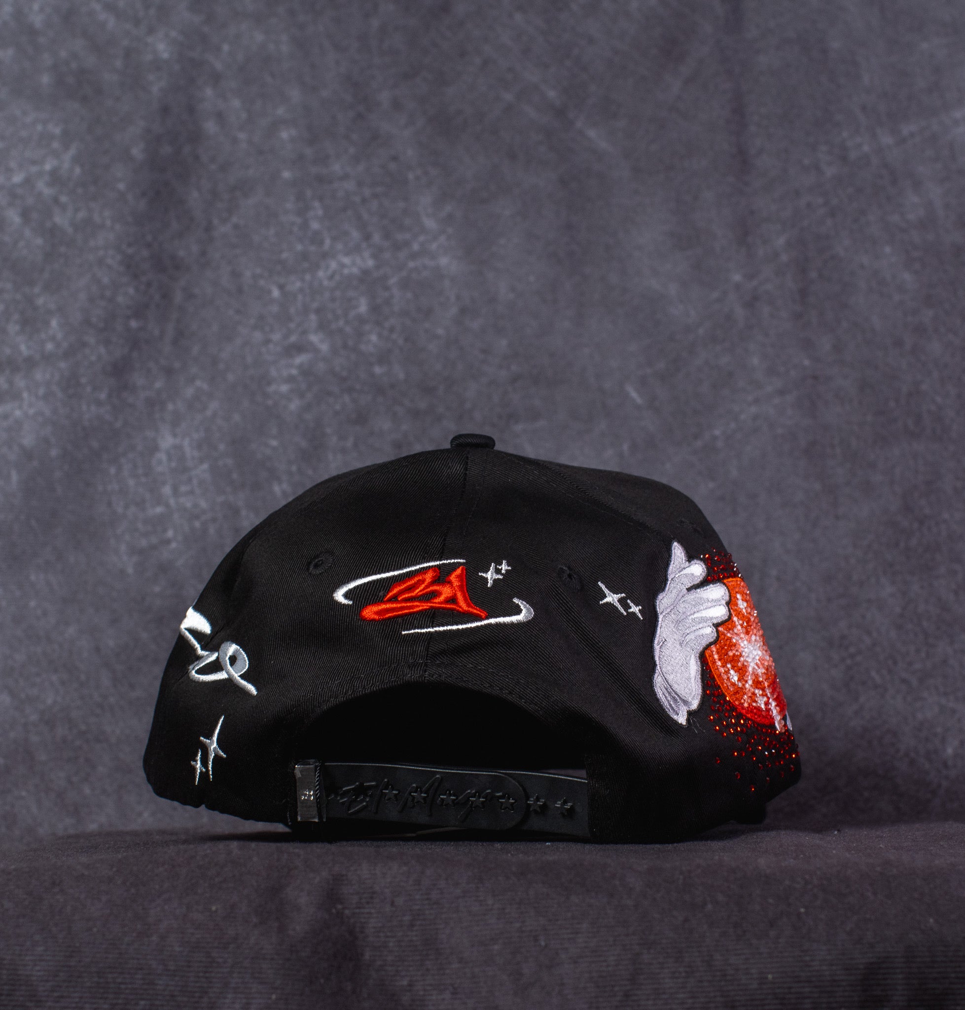 31 HATS ‘ El Mago ´ Red